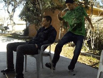 比特幣真的是反銀行的小丑嗎？